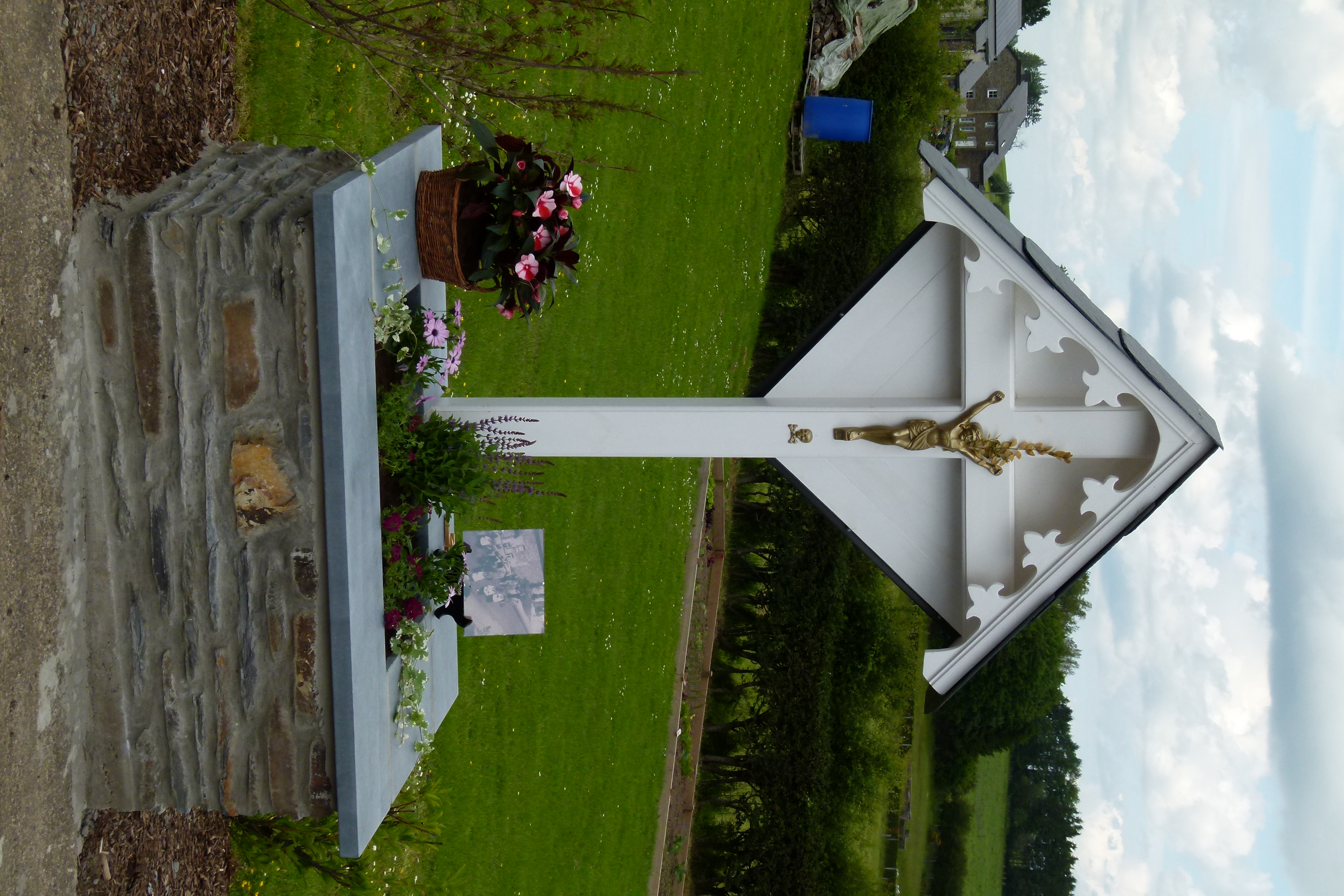 Croix des missions à Regné
