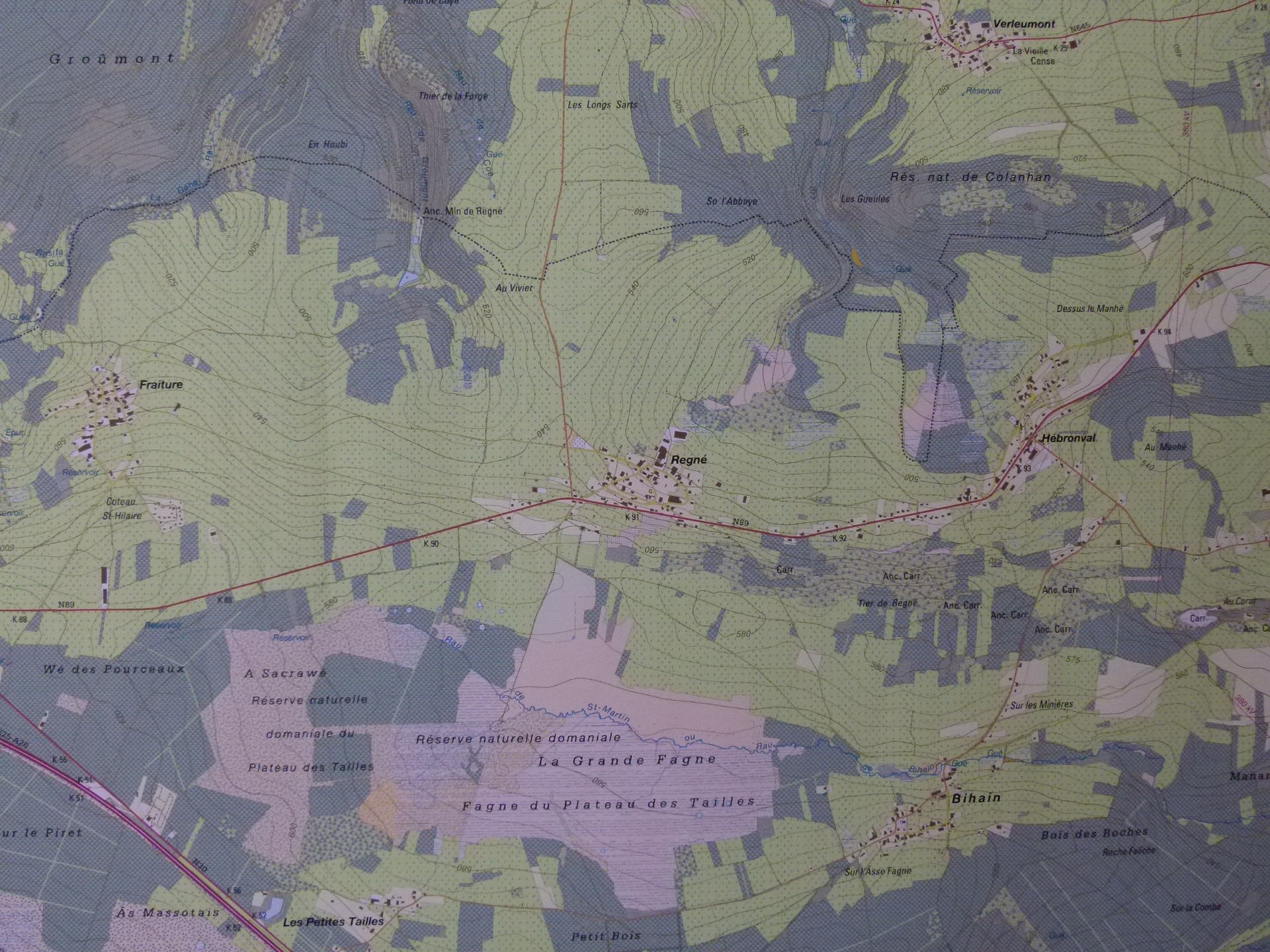 Luchtfoto van Regne en omgeving