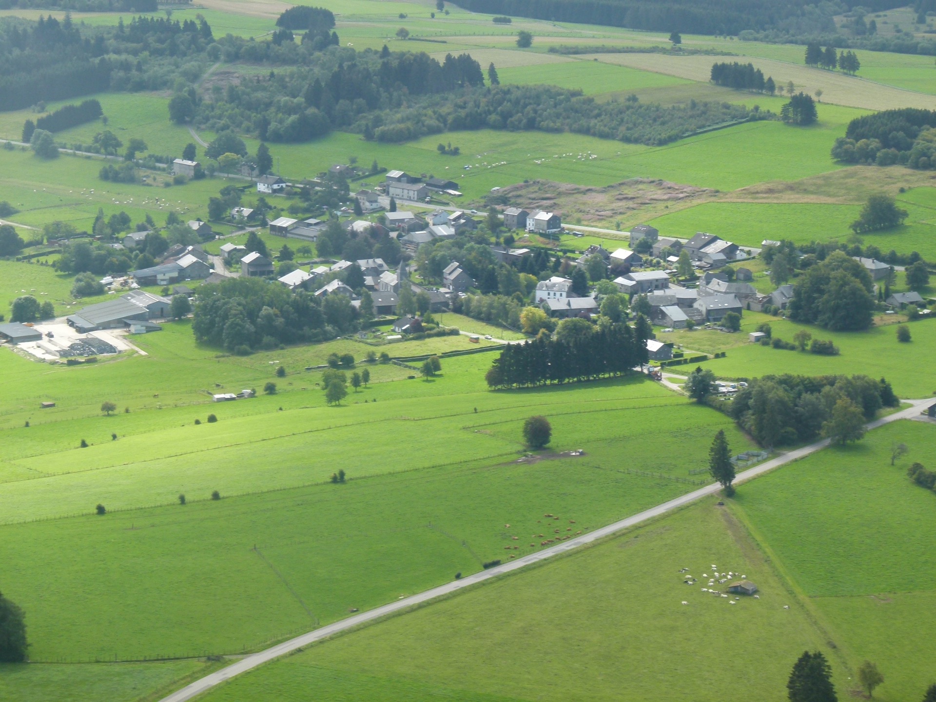 Vue du village de Regné